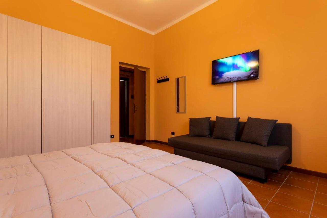 The Novara Gateway - Appartamento Novara Exterior photo